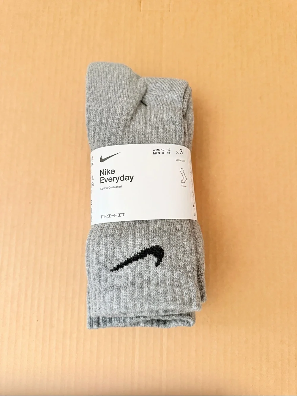 Nike Everyday Cotton Cushioned Dri- Fit Crew Socks 3 Pairs Gray Size L (8-12)